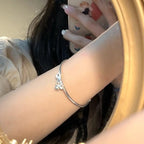 Beautiful Bracelet with Unique Style