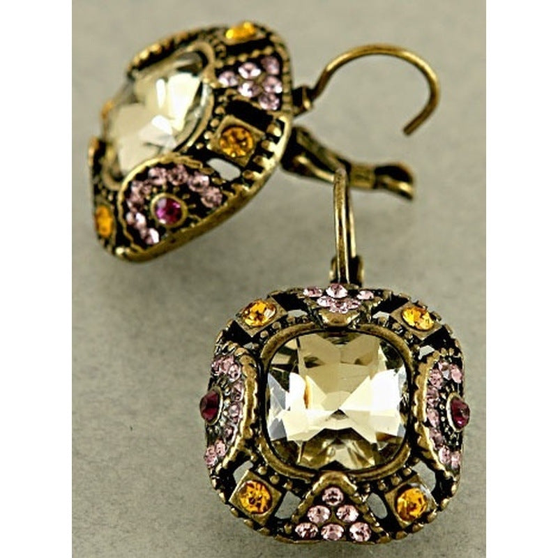 Beautiful Earring with Unique Style