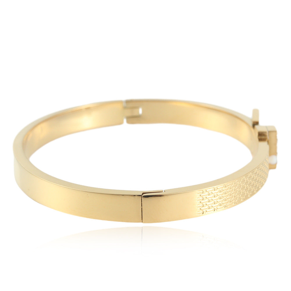 Romantic Bracelet for Special Moments