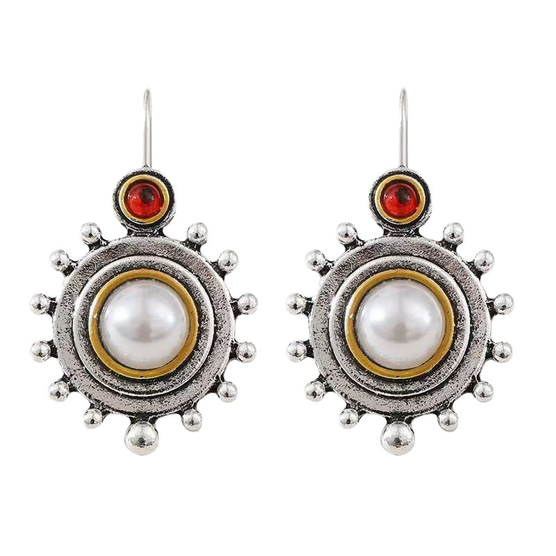 Romantic Pearl Earring for Special Moments