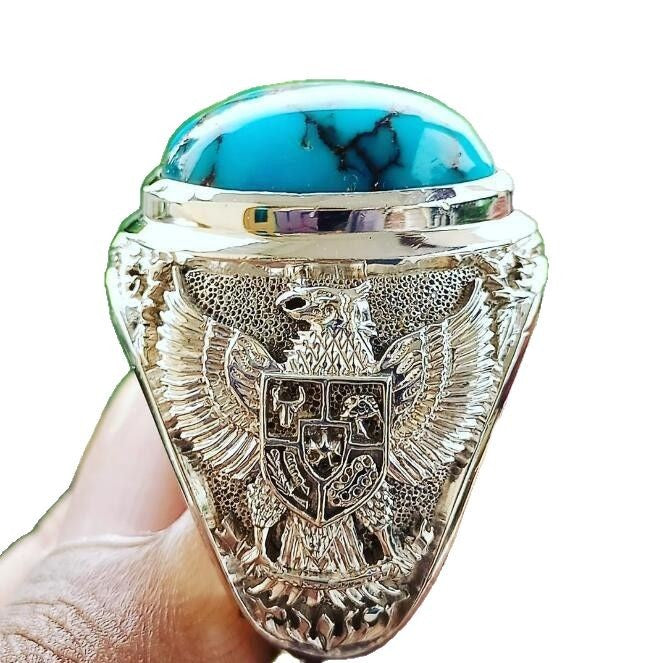 Charming Silver Bracelet for Any Occasion