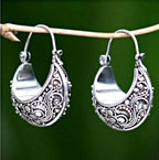 Classic Earring with Timeless Appeal