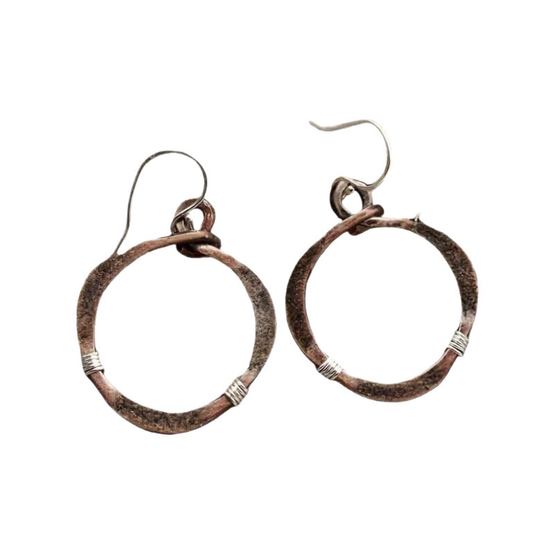 Charming Earring for Any Occasion