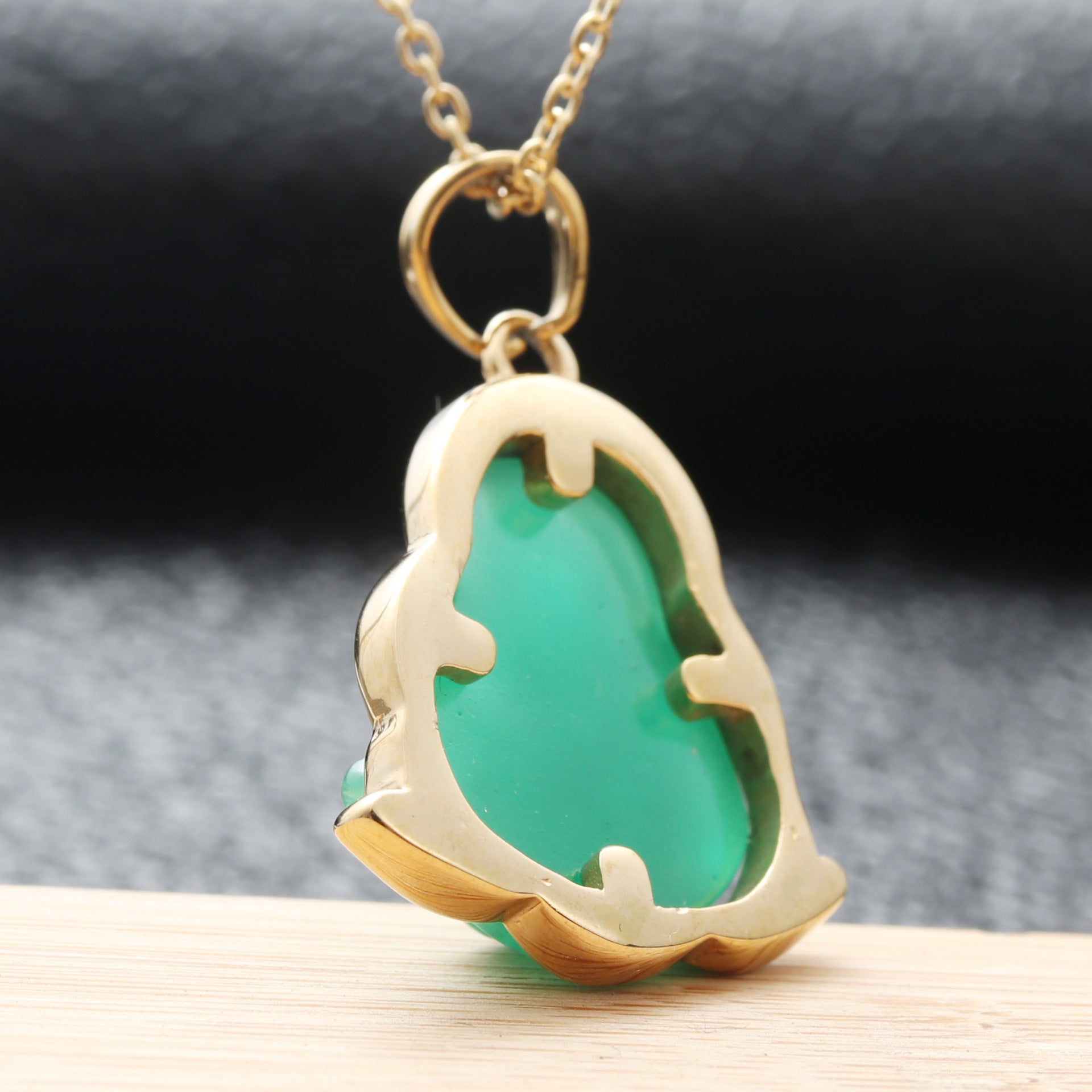 Romantic Necklace for Special Moments