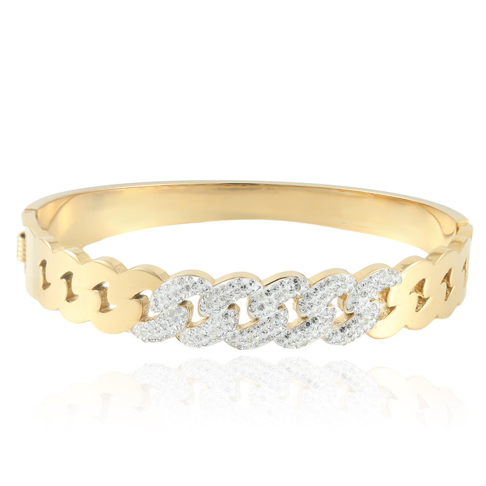 Beautiful Bracelet with Unique Style