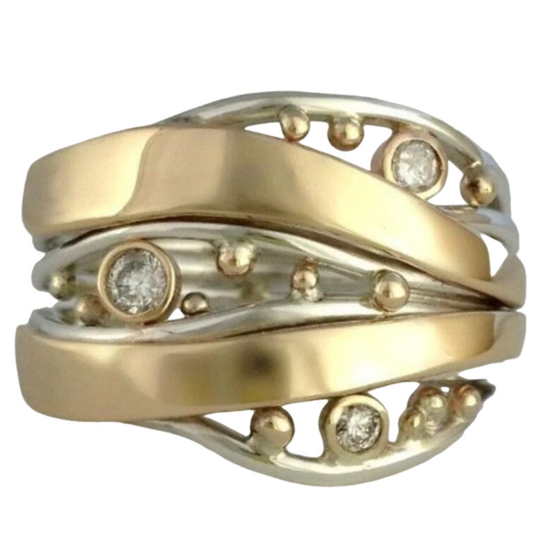 Romantic Gold Ring for Special Moments