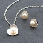 Romantic Pearl Set for Special Moments