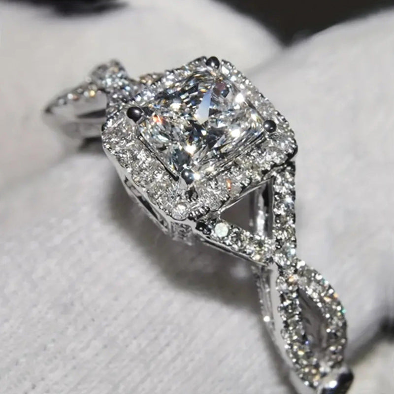 Beautiful Chain with Unique Style