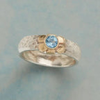 Classic Gold Ring with Timeless Appeal