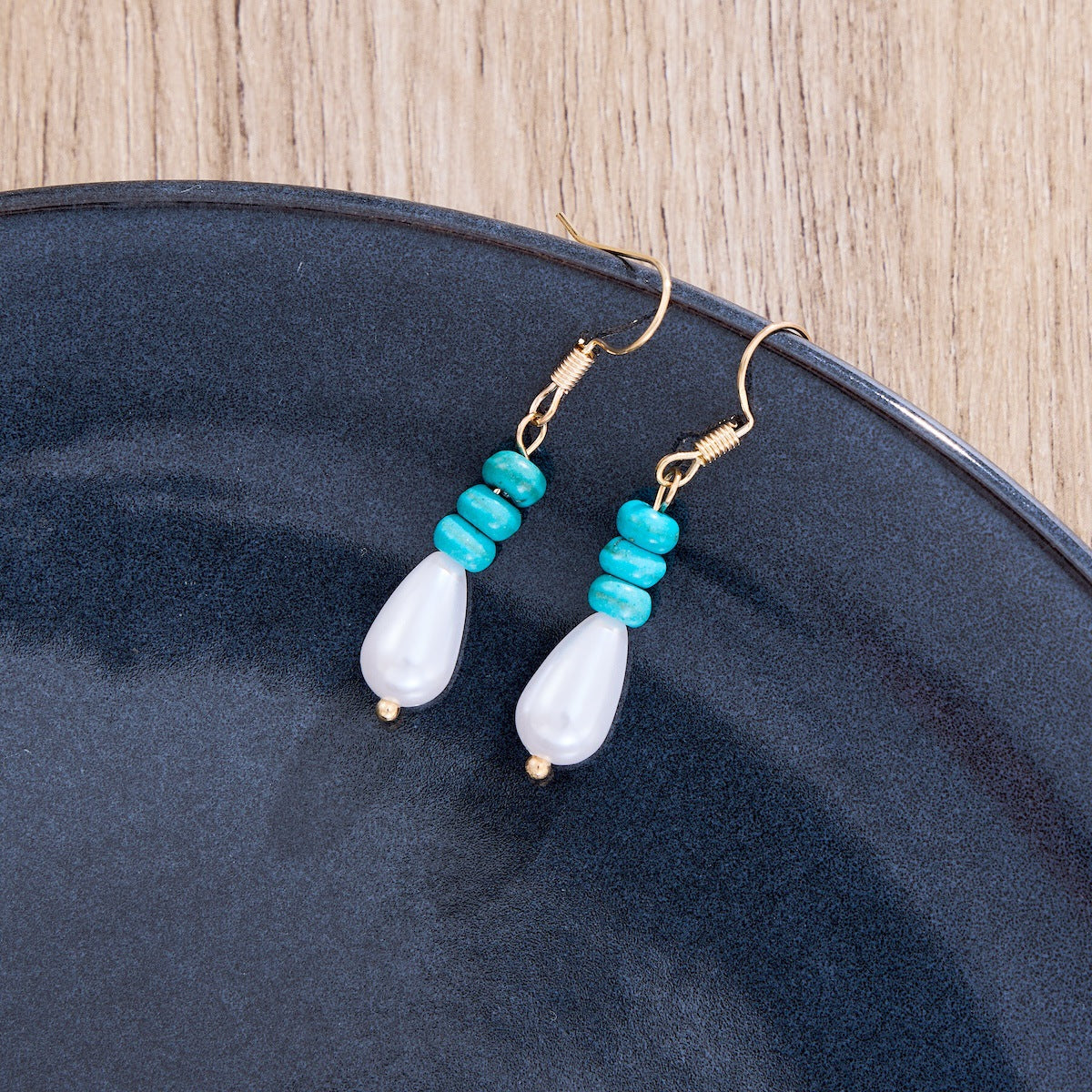 Romantic Pearl Earring for Special Moments