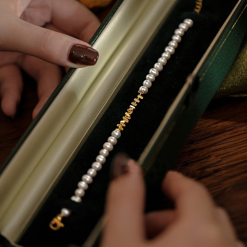 Charming Silver Bracelet for Any Occasion