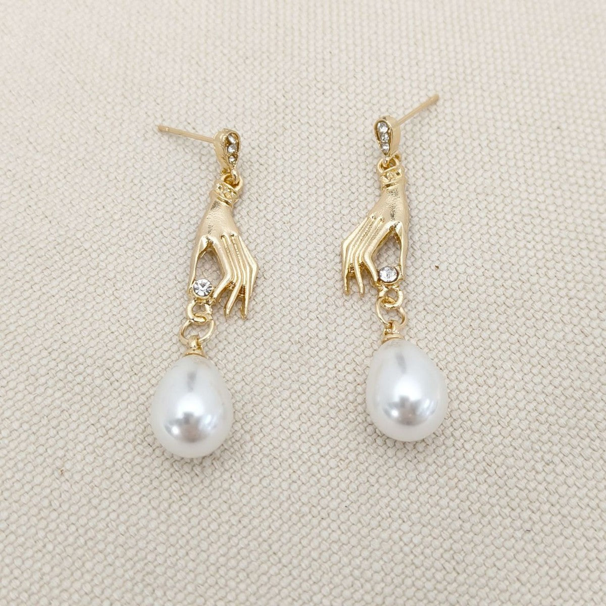 Beautiful Pearl Earring with Unique Style