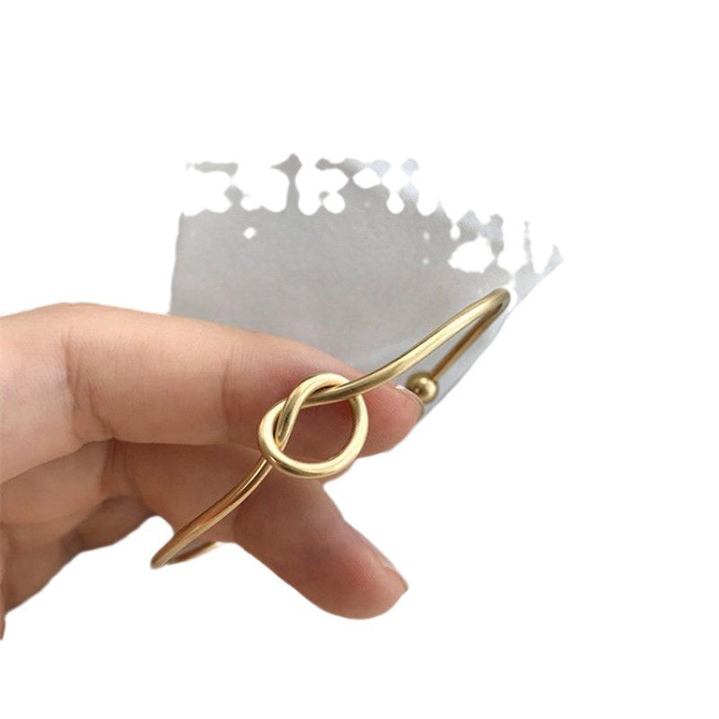 Beautiful Bracelet with Unique Style