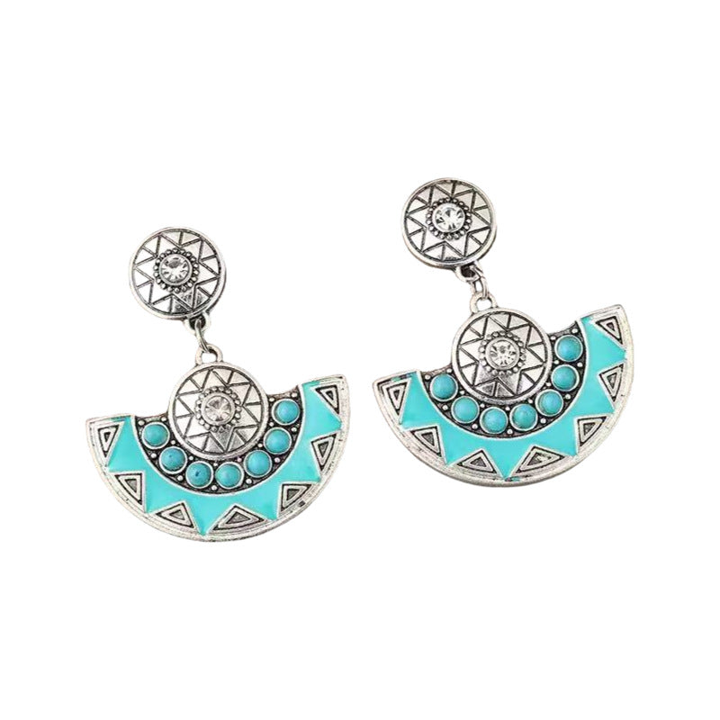 Charming Earring for Any Occasion