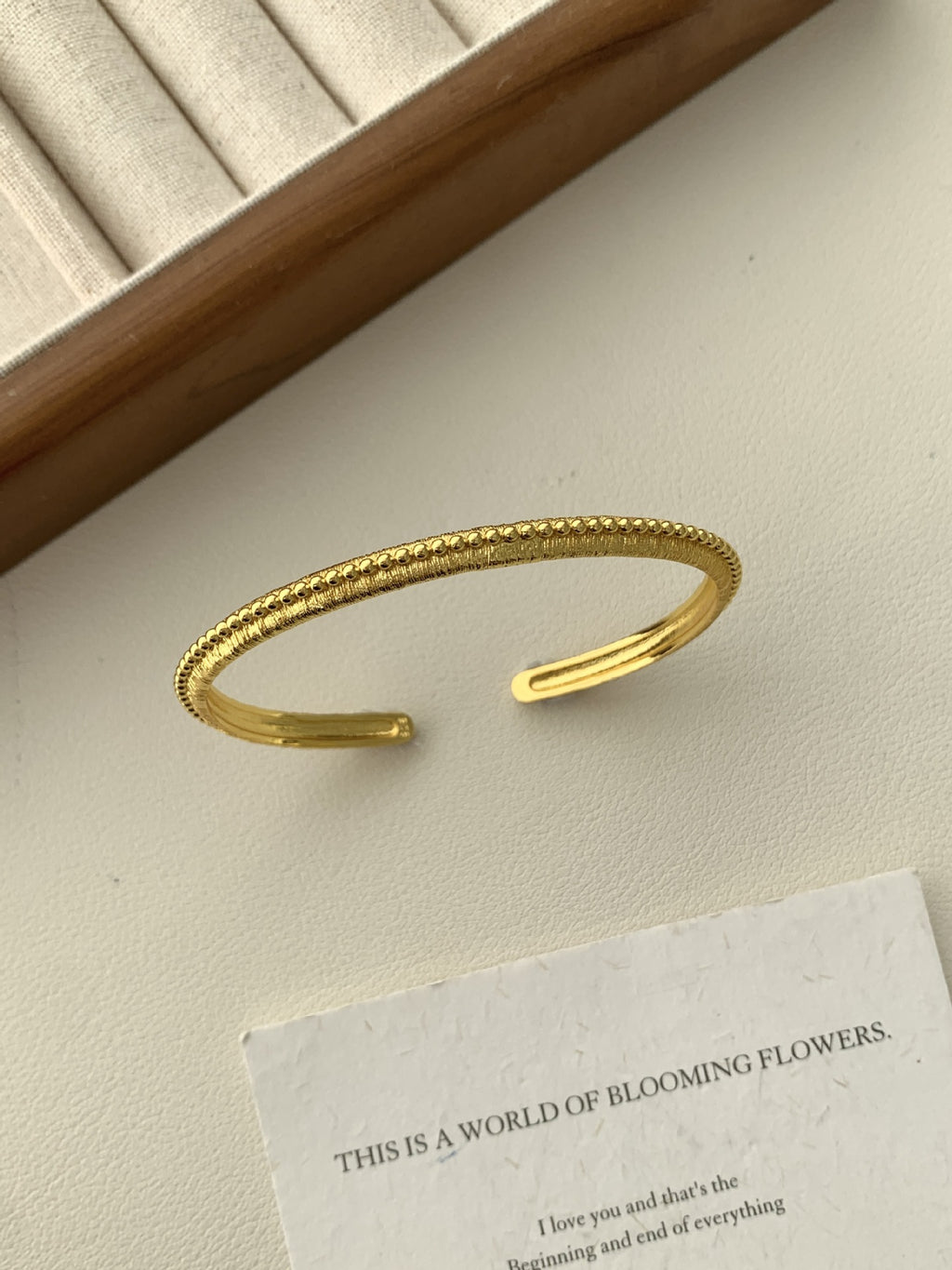 Romantic Bracelet for Special Moments