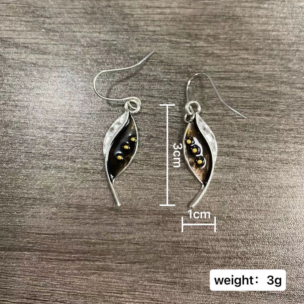 Delicate Artisan Gold Earring