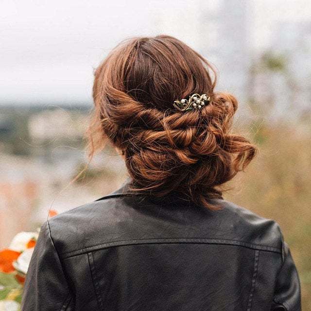 Charming Pearl Piece for Any Occasion