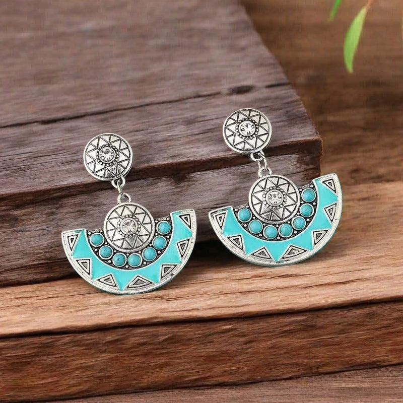 Charming Earring for Any Occasion