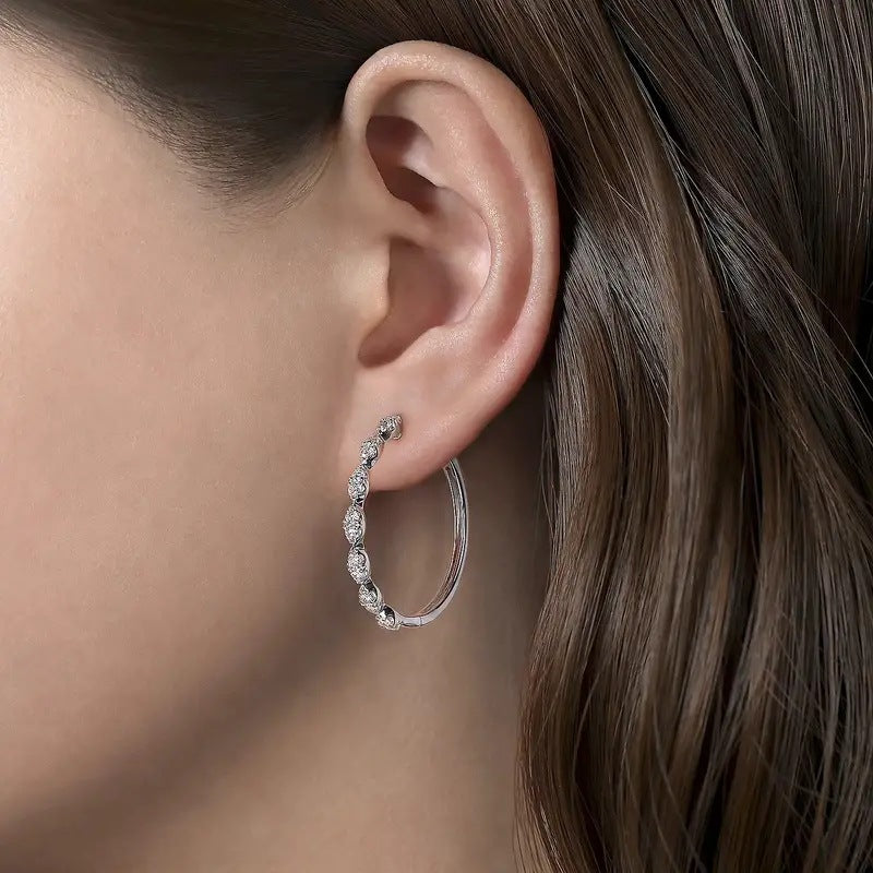 Beautiful Earring with Unique Style