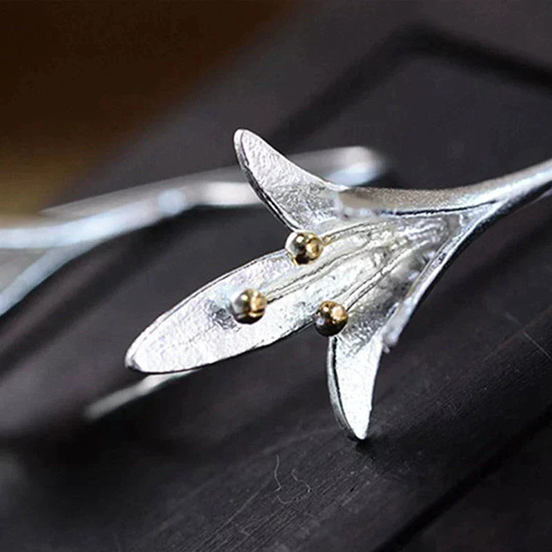 Delicate Artisan Silver Earring