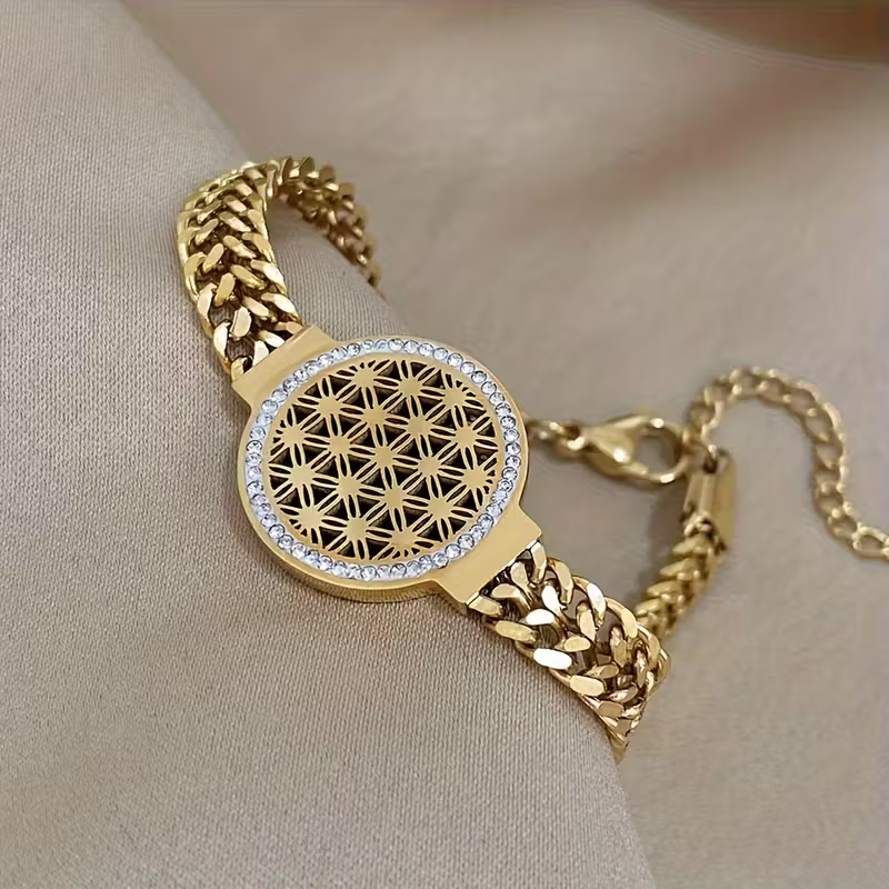 Beautiful Bracelet with Unique Style